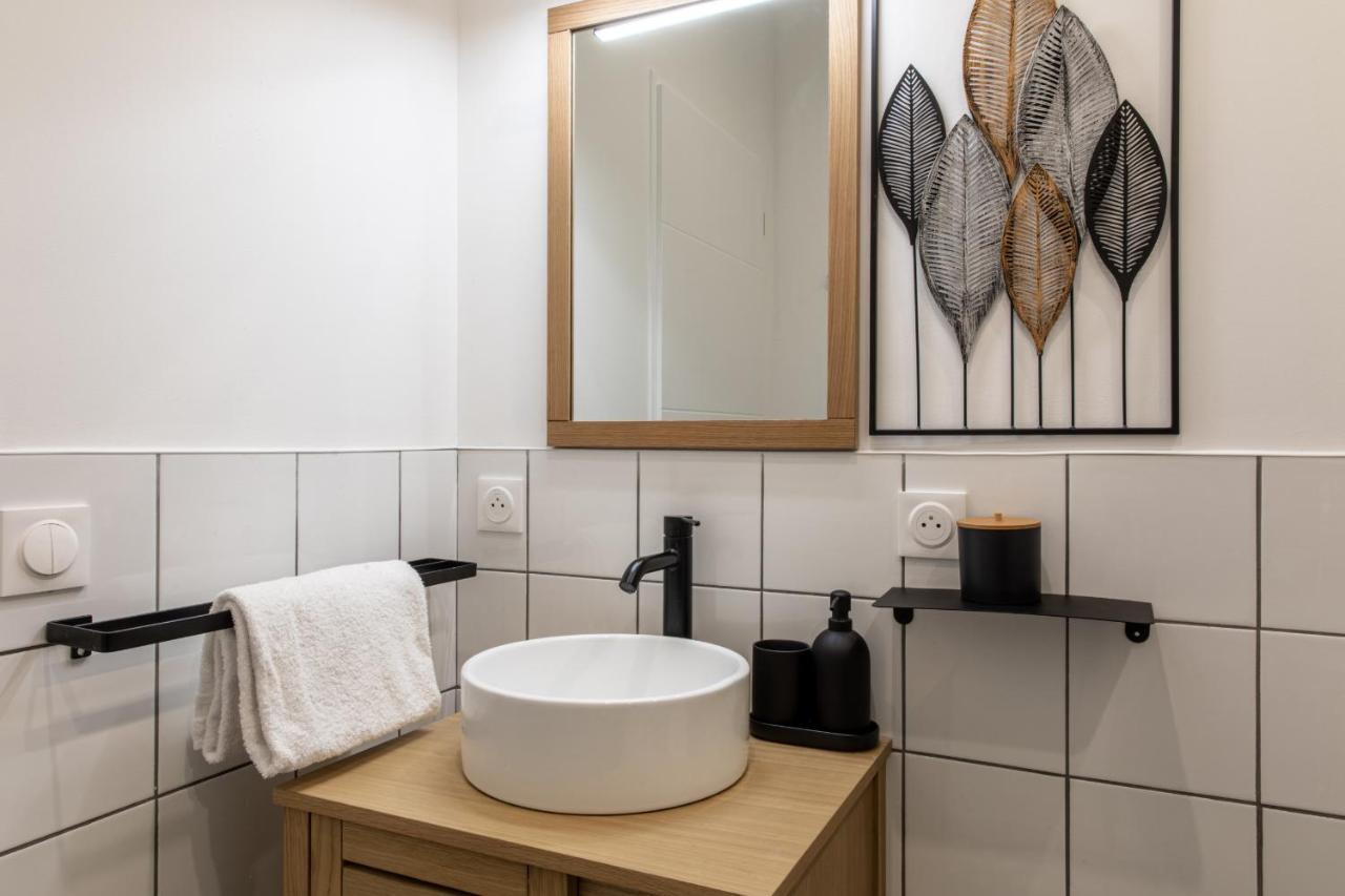 Dify Industriel - Parilly Apartment Venissieux Luaran gambar